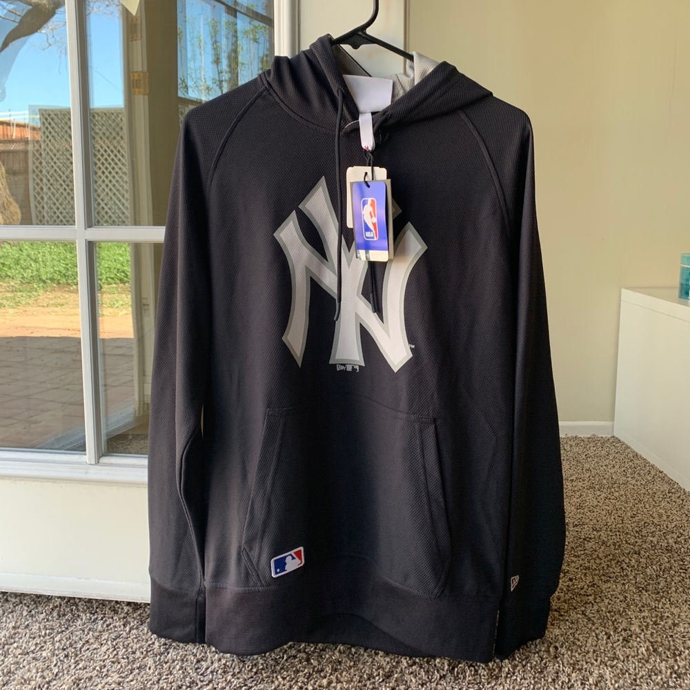 New hoodie new era